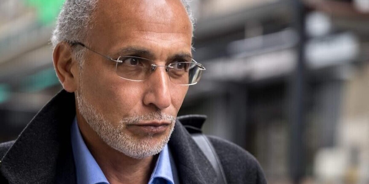 Procès pour viols : 18 ans de réclusion requis contre Tariq Ramadan, absent à l’audience