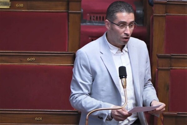 Municipales 2026 : Idir Boumertit (LFI) arrache Vénissieux avec 34,11 % et fait tomber le bastion communiste LFI