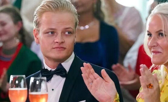 Norvège : sept ans de prison requis contre Marius Borg Høiby pour viols