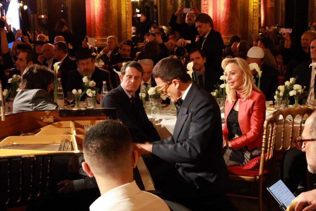 Omar Harfouch Interprète Son « Concerto Pour La Paix »