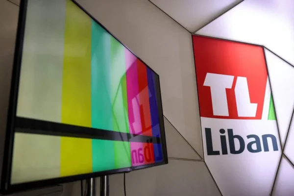 À Beyrouth, Télé Liban tient son journal en français sous la menace des frappes