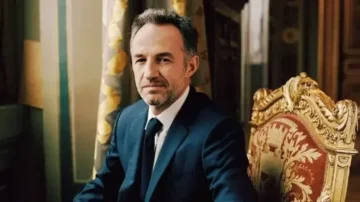 À Paris, Emmanuel Grégoire veut serrer la vis sur les frais des élus