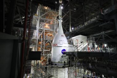 Artémis 2: la Nasa vise le 1er avril pour un retour habité vers la Lune