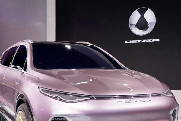 BYD accélère son offensive en Europe avec sa marque premium Denza