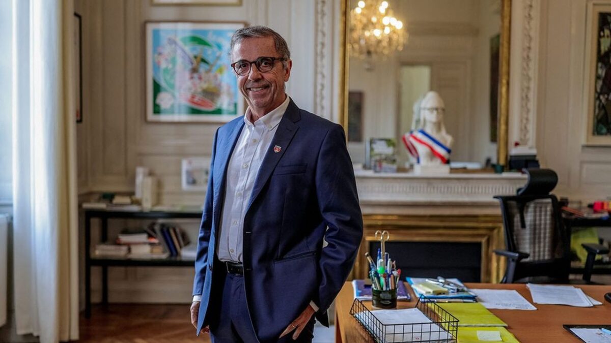 Bordeaux : le maire écologiste Pierre Hurmic conserve l’avantage au premier tour des municipales