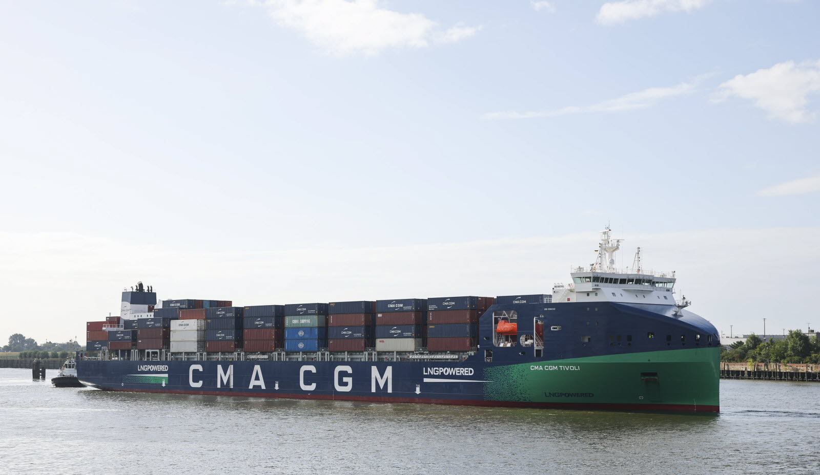 CMA CGM met ses navires à l’abri et suspend le passage par Suez après les frappes en Iran