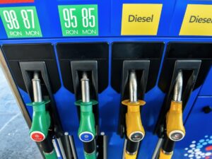 Carburants : Bercy convoque les distributeurs face aux tensions sur les prix