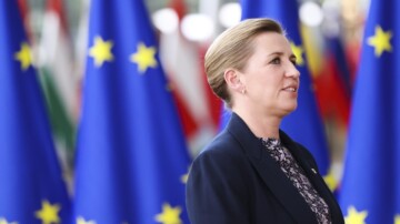 Danemark : Mette Frederiksen fragilisée après des élections serrées, des négociations s’ouvrent