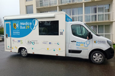Dans le Finistère, un cabinet médical itinérant pour lutter contre les déserts de soins