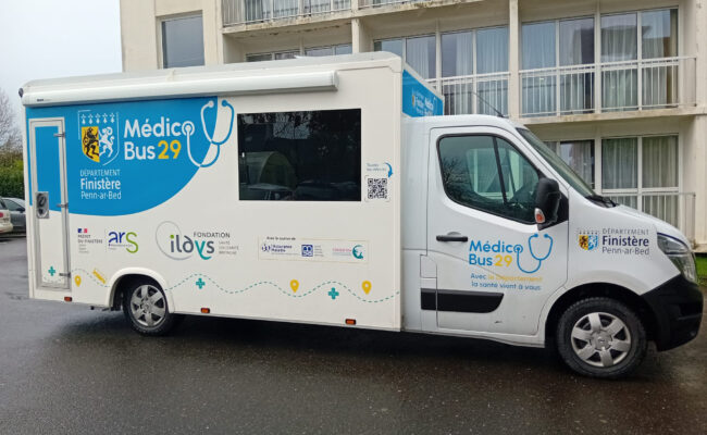 Dans le Finistère, un cabinet médical itinérant pour lutter contre les déserts de soins