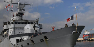 Dans le Golfe, soixante navires liés à la France immobilisés