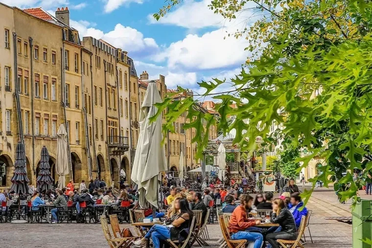 En Moselle, la polémique enfle autour de l’ouverture des commerces le Vendredi saint