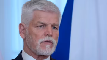 En Tchéquie, le président Pavel dénonce des coupes budgétaires « injustifiables » dans la défense