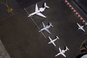 Face à la guerre avec l’Iran, les jets privés deviennent une voie de sortie du Golfe