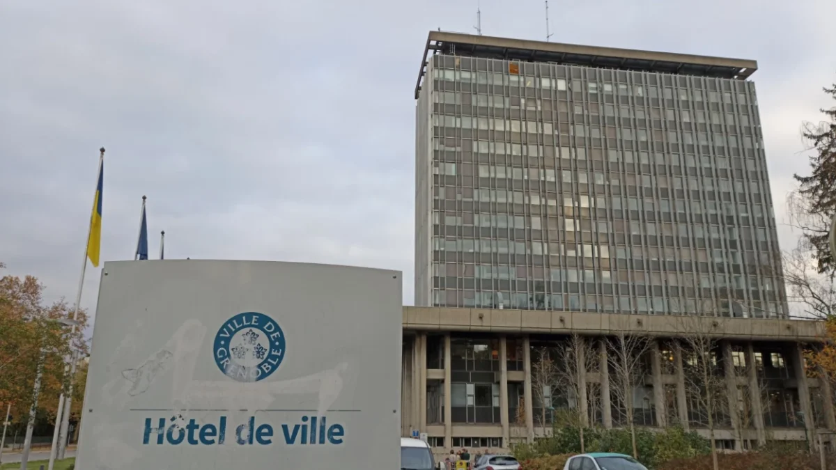 Grenoble : rapprochement entre la gauche et LFI pour le second tour des municipales