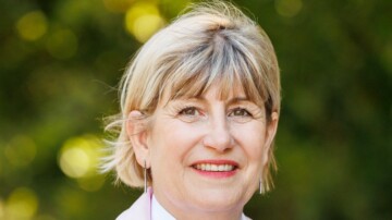 Hyères : le premier tour bouleverse la course à la mairie, Véronique Bernardini en tête