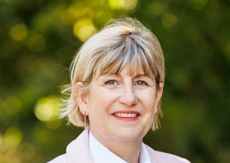 Hyères : le premier tour bouleverse la course à la mairie, Véronique Bernardini en tête