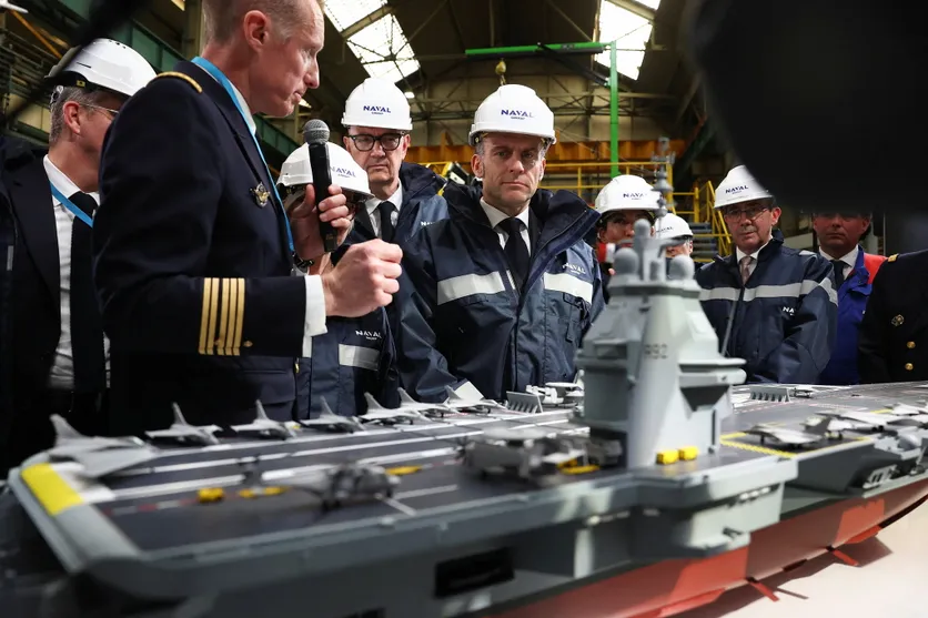 "Free France": Macron unveils the highly symbolic name of the future French aircraft carrier