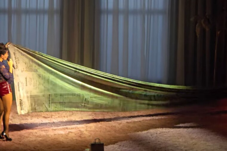 Lily Allen transforme sa rupture avec David Harbour en performance scénique