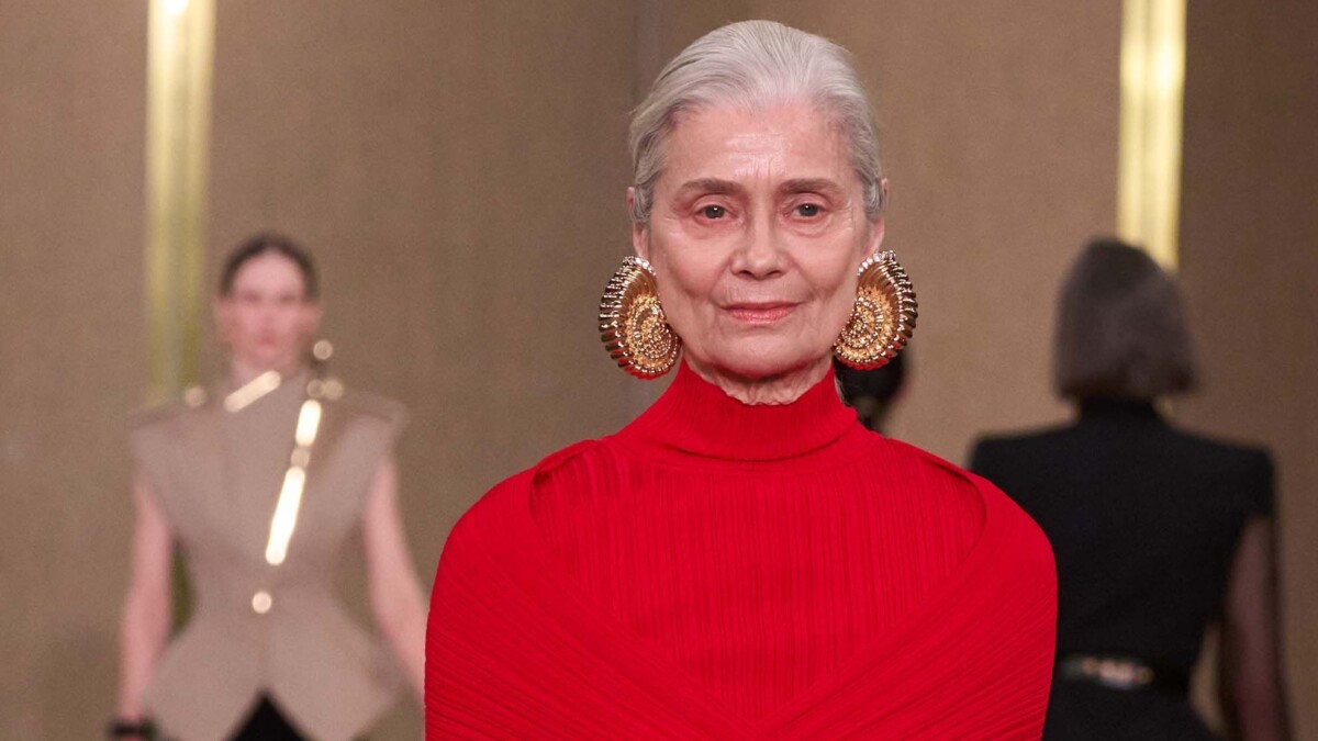 Неделя моды: женщины старше 50 наконец-то заявляют о себе на подиумах.