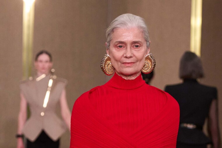 Fashion Week : les femmes de plus de 50 ans s’imposent enfin sur les podiums