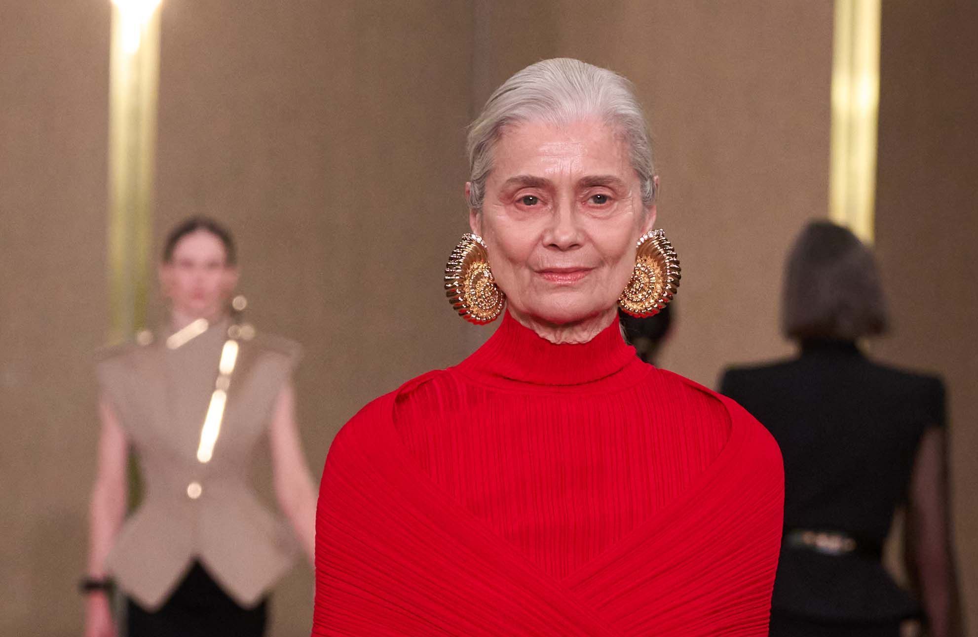 Fashion Week : les femmes de plus de 50 ans s’imposent enfin sur les podiums