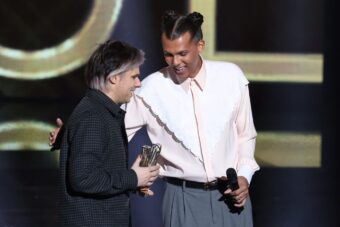 Stromae surprend Bruxelles en rejoignant Orelsan sur scène après trois ans d’absence