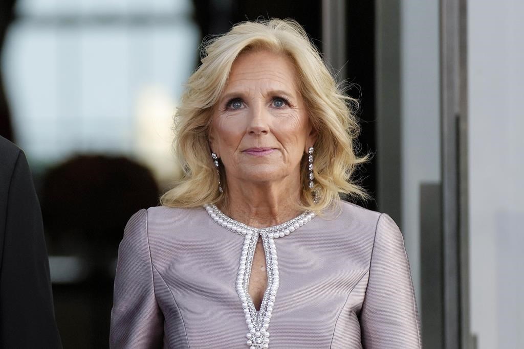 Jill Biden will publish her memoirs to recount Joe Biden's withdrawal in 2024