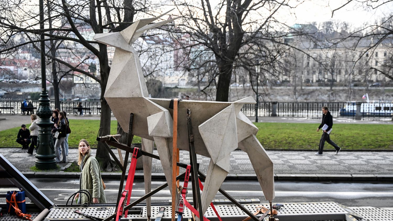 Rescued from the war in Ukraine, the Origami Deer sculpture embarks on a European tour