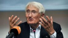 Portrait de Jürgen Habermas, le philosophe de la discussion et de la démocratie
