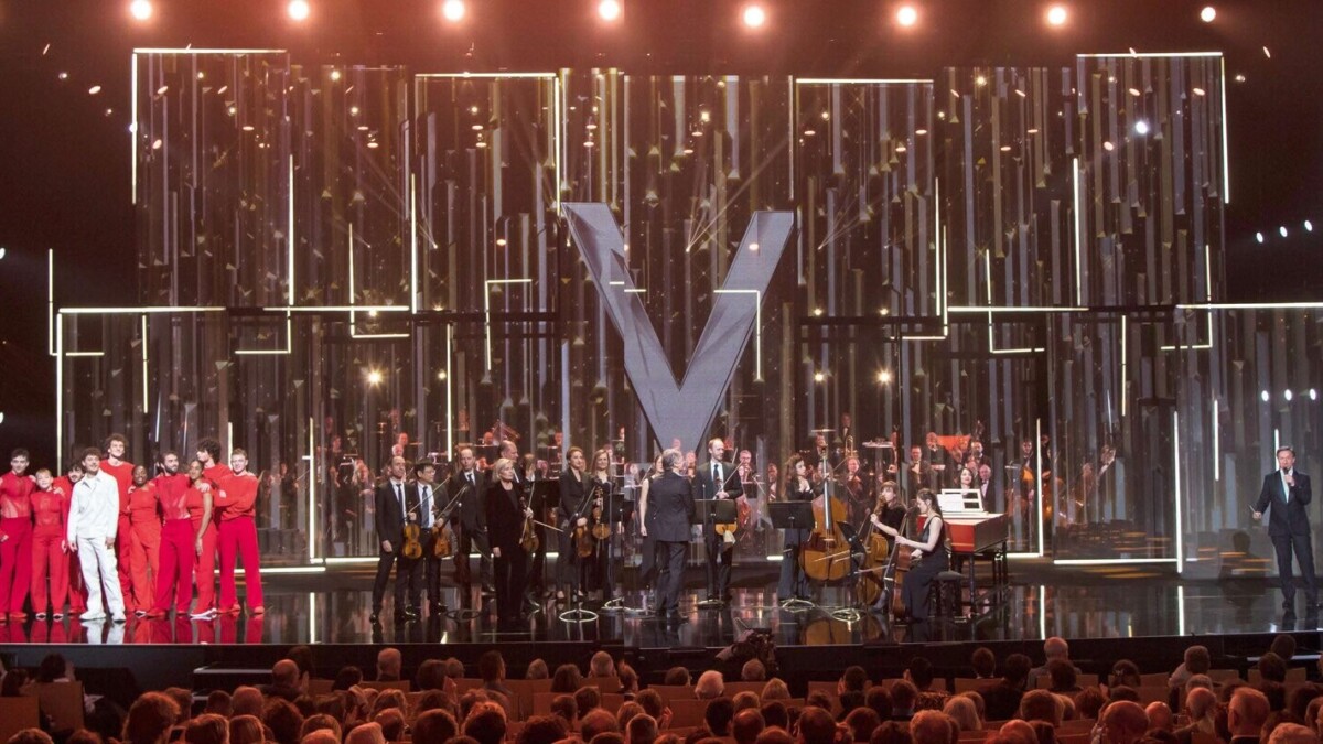 Aux Victoires de la musique classique, la reprise d’“Ah les crocodiles” amuse Julien Doré