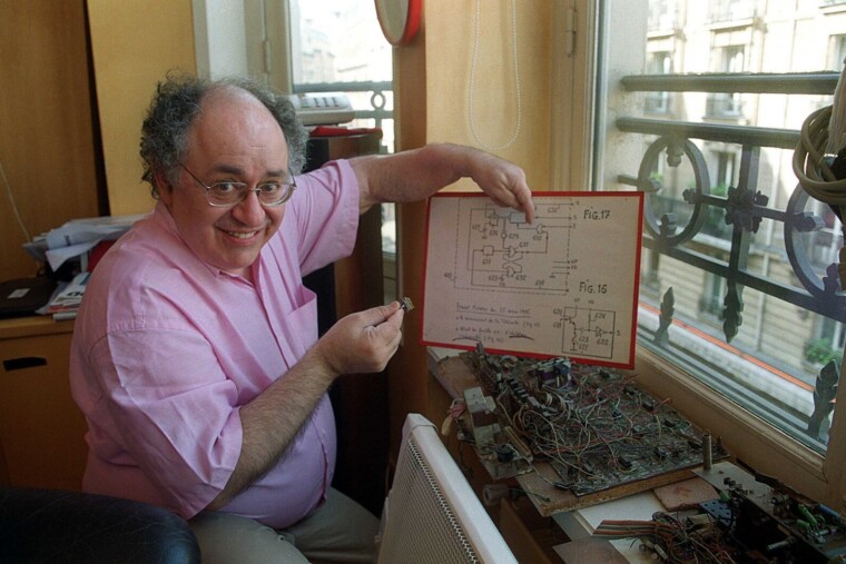 C’était un 25 mars : Invention de la carte à puce par Roland Moreno