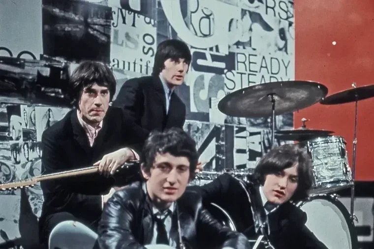 Moby critique “Lola” des Kinks, accusée de paroles transphobes