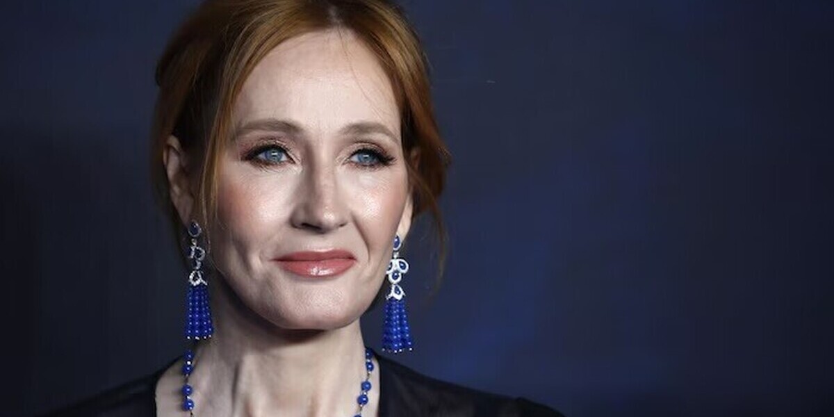 J.K. Rowling valide la série “Harry Potter” et en assure la promotion sur fond de polémique