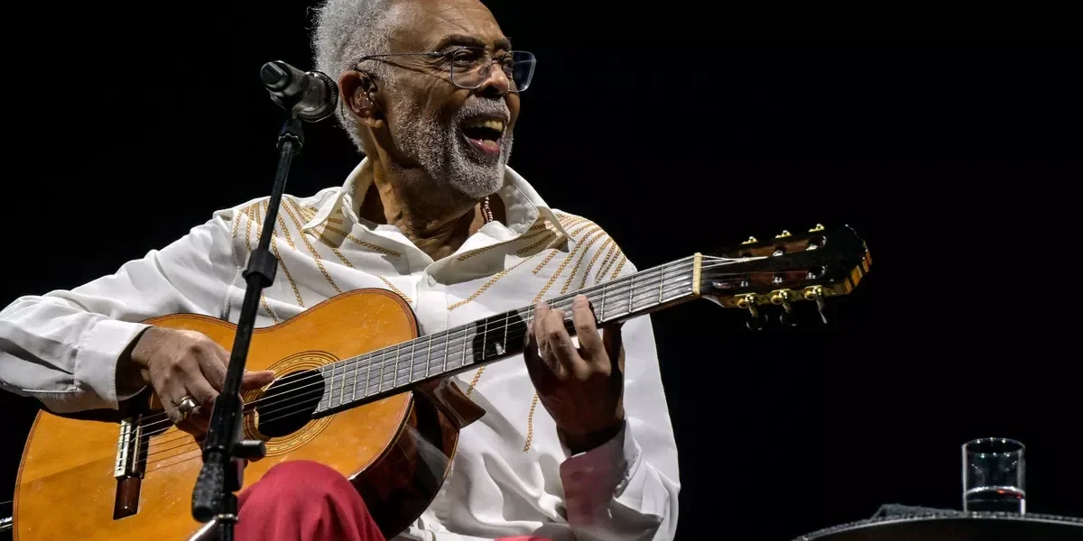 Icône du tropicalisme, Gilberto Gil clôt sa tournée à 83 ans