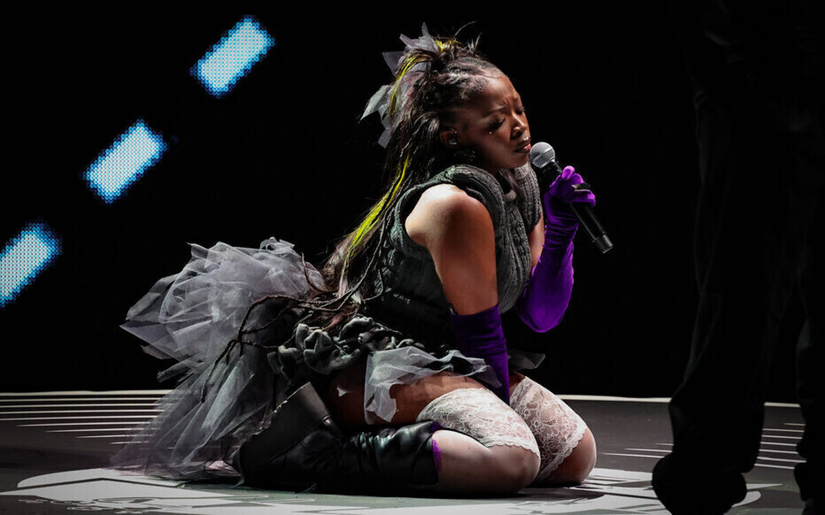 Disiz and Theodora's "Melodrama" becomes the longest-running number 1 in France