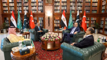 Iran : des puissances régionales réunies au Pakistan pour rouvrir le détroit d’Ormuz et éviter l’escalade