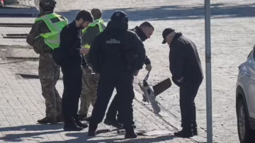 Kyiv visée en plein jour : une rare attaque de drones russes frappe le cœur de la capitale ukrainienne