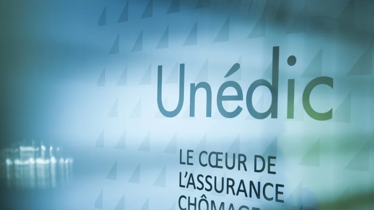 L'Unédic prévoit un déficit de 2,1 milliards d'euros en 2026, avant un retour aux excédents