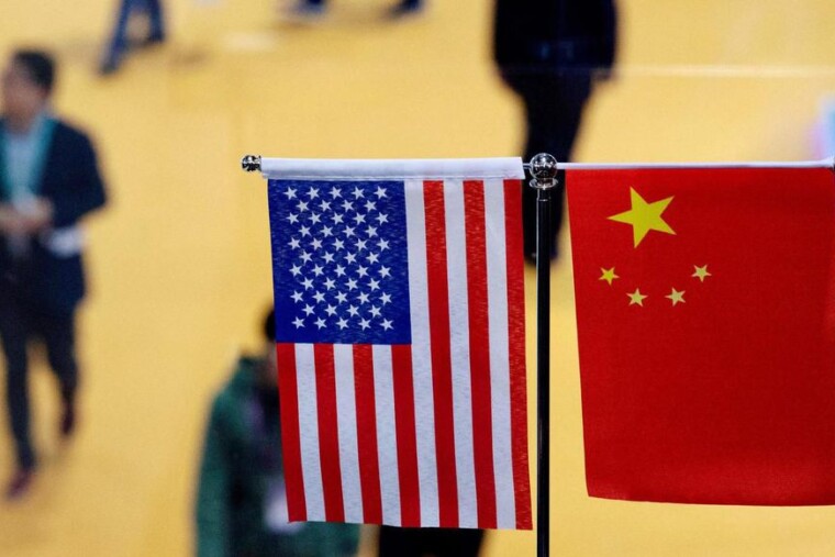 La Chine accélère sa course technologique face aux États-Unis malgré les déséquilibres économiques