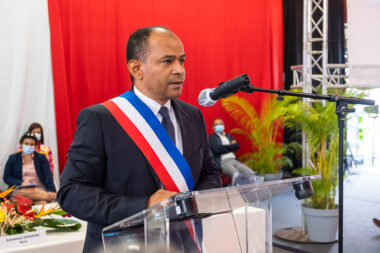 La Réunion : le maire sortant Emmanuel Séraphin (DVG) largement en tête à Saint-Paul à 47% DVG