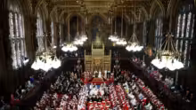 Le Royaume-Uni met fin aux sièges héréditaires à la Chambre des lords