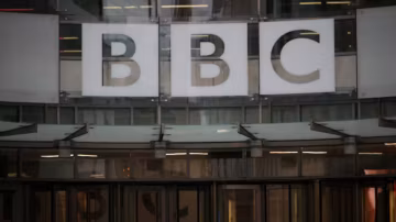 Le Royaume-Uni renforce le financement du BBC World Service face aux tensions internationales