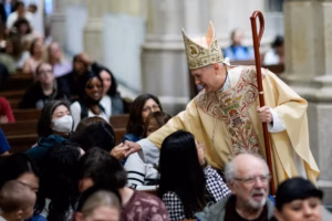 Le Vatican nomme un diplomate expérimenté comme nouvel ambassadeur aux États-Unis dans un contexte de tensions avec Washington