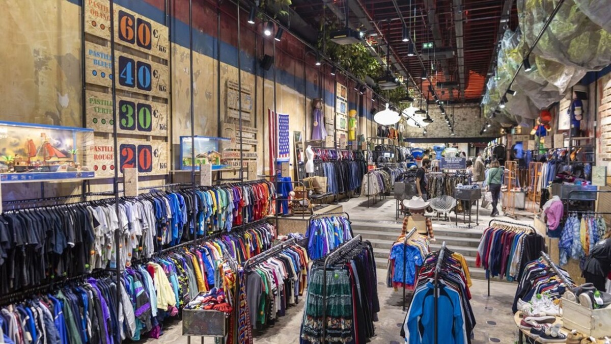 Ринок уживаних речей у Франції переживає вражаюче зростання.