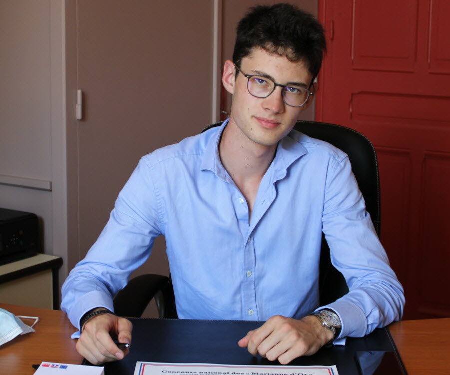 France's youngest mayor, Hugo Biolley, re-elected as mayor of Vinzieux in Ardèche