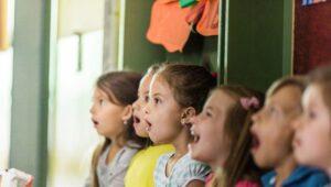 Le pouvoir des comptines : un impact mesurable sur l’émotion des tout-petits