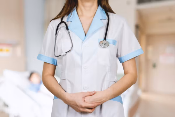 Les femmes deviennent majoritaires chez les médecins, un basculement inédit en France