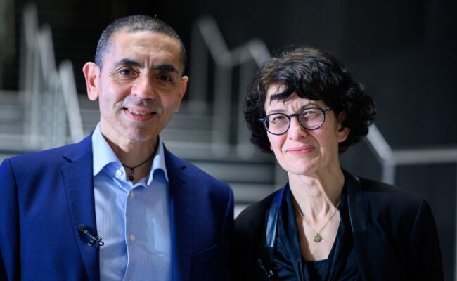 Les fondateurs de BioNTech quittent la direction pour lancer une nouvelle entreprise d’ARN messager