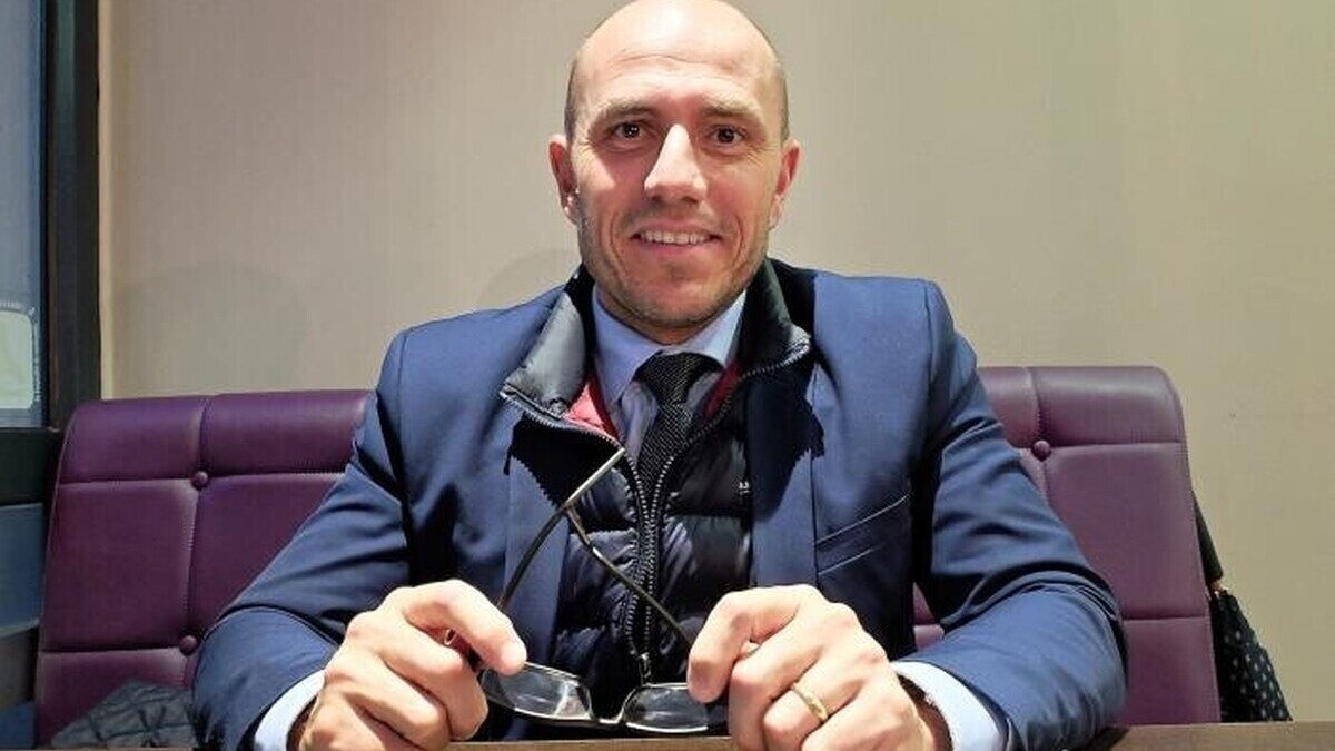 Municipales 2026 : Besançon bascule à droite, Ludovic Fagaut (LR) l’emporte avec 53,41% % face à Anne Vignot (EELV) LR